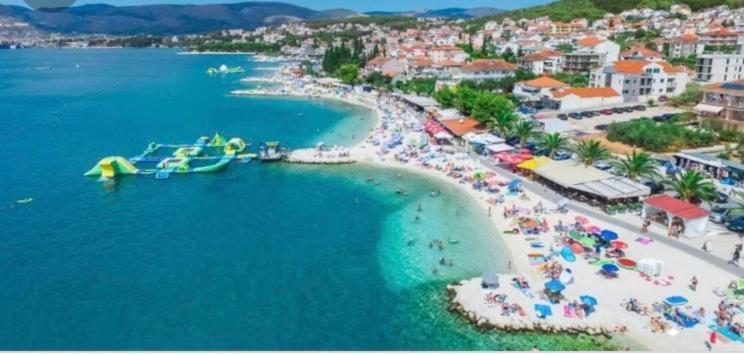 Apartmani-Okrug Gornji-Ciovo Trogir Eksteriør bilde