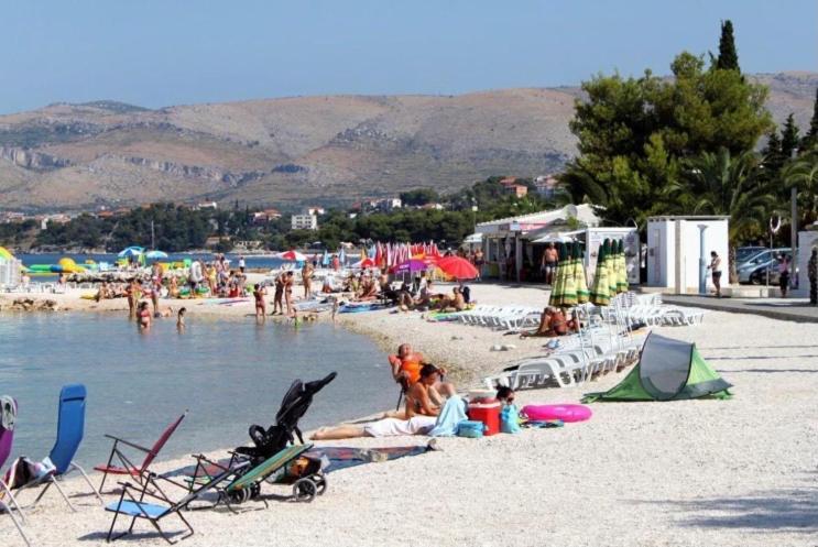 Apartmani-Okrug Gornji-Ciovo Trogir Eksteriør bilde